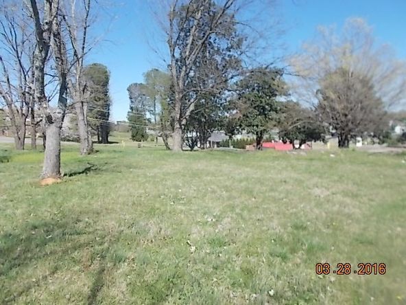 1208 Congress Parkway, Athens, TN 37303
